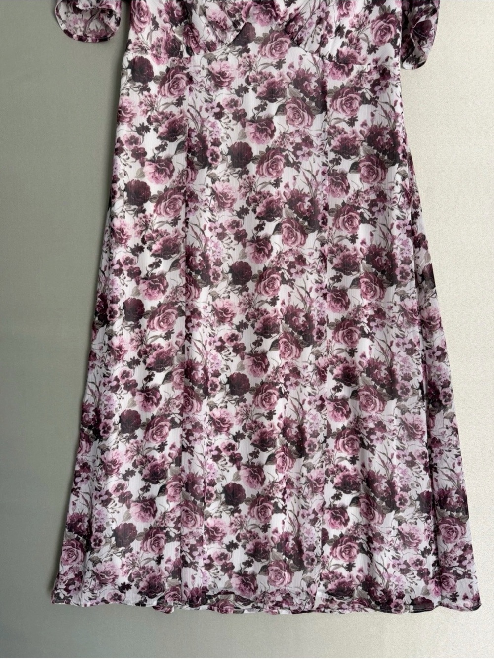 connected apparel Mauve Pink Floral V-Neck Midi Dress - Picture 6 of 8